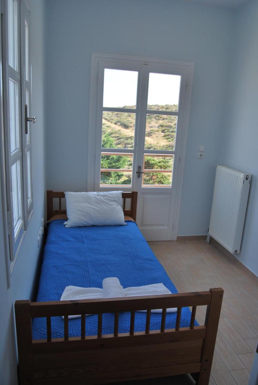 הוילה Mégas Yialós-Nítes Bay View House מראה חיצוני תמונה